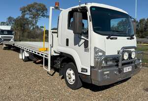 2013 Isuzu FRR 600 AUTO 3 Car Carrier