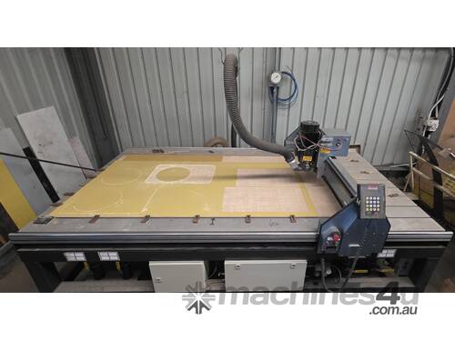 2006 MultiCAM CNC Routing machine Model 11S complete with dust extraction unit, Cutters and Tools