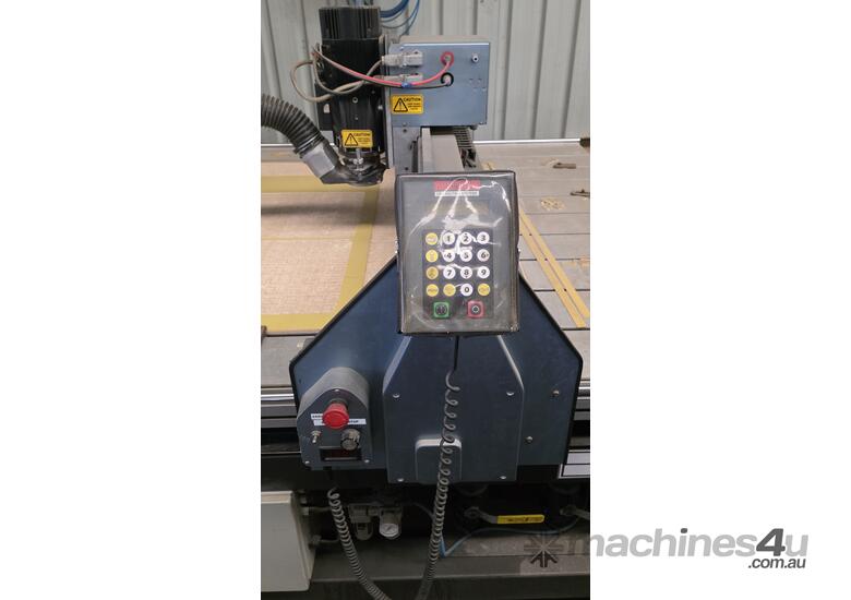 2006 MultiCAM CNC Routing machine Model 11S complete with dust extraction unit, Cutters and Tools