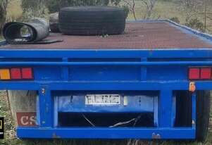 1985 Fruehauf Tri Axle Flat Top Trailer, E.M.U.S TS906