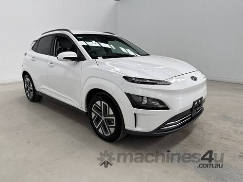 caption 2023 Hyundai Kona Electric Elite Electric