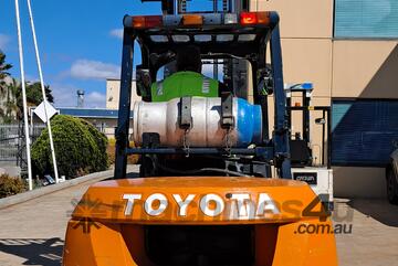 Toyota Forklift 02-7FG45 LPG 4.5 TON