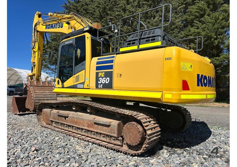 2019 Komatsu PC360LC-11