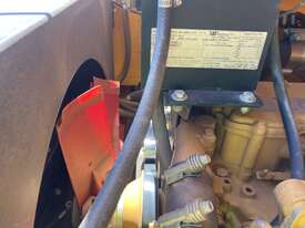 OMC Shockwave Sprint Tree Shaker - picture2' - Click to enlarge