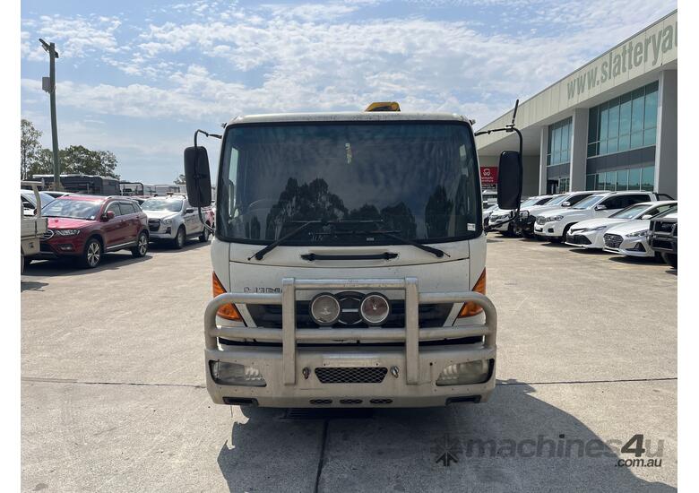 2005 Hino FD C  6x2 Tray/Crane Truck