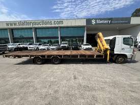 2005 Hino FD C  6x2 Tray/Crane Truck - picture2' - Click to enlarge
