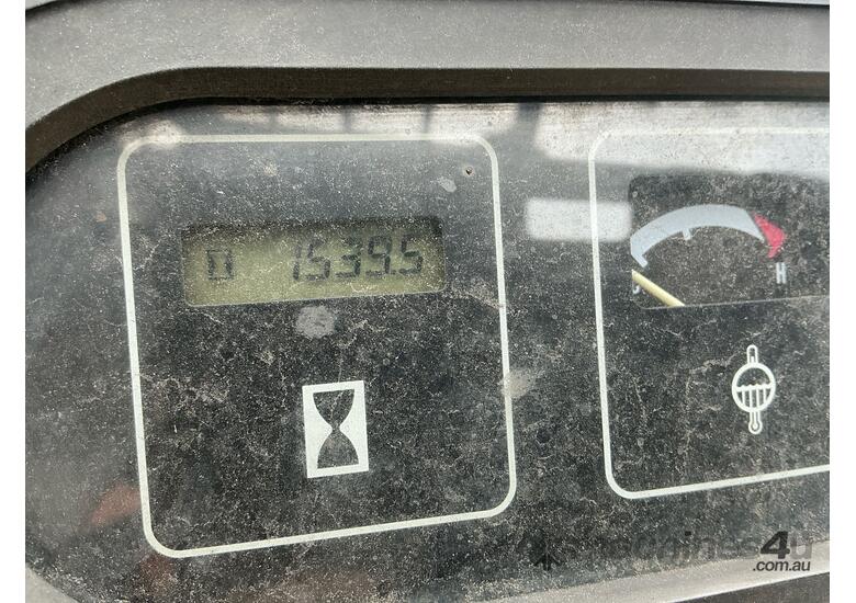 1999 Yale GLP25RH Counter Balance Forklift