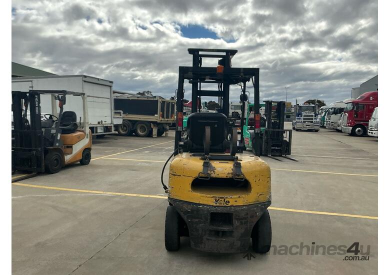 1999 Yale GLP25RH Counter Balance Forklift