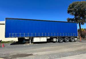 45' MAXITRANS TAUTLINER TRAILER (22 PALLET).