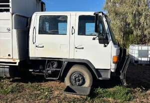 Isuzu   Truck