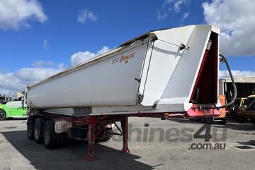2008 Howard Porter TRI470 Tri-Axle Trailer