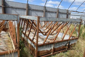 Quantity Of bale up Hay Feeders
