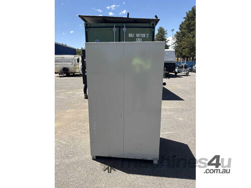 Outback Solar Regualtor/ Generator 