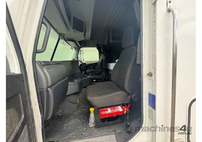 2016 Freightliner Argosy  FLH 6x4 Prime Mover