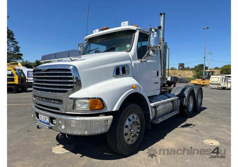2008 Sterling LT9500 Prime Mover