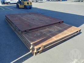 Unknown set OF - picture2' - Click to enlarge