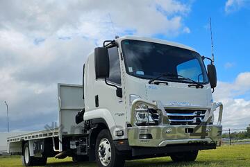 2024 Isuzu FSD 140/120-260 AUTO LWB Tray