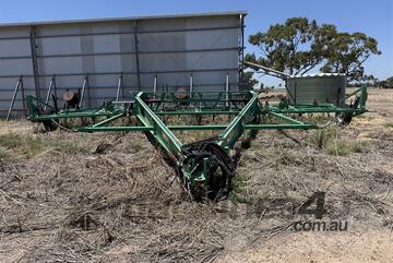 Gessner Chisel Plough - Rigid Tyne