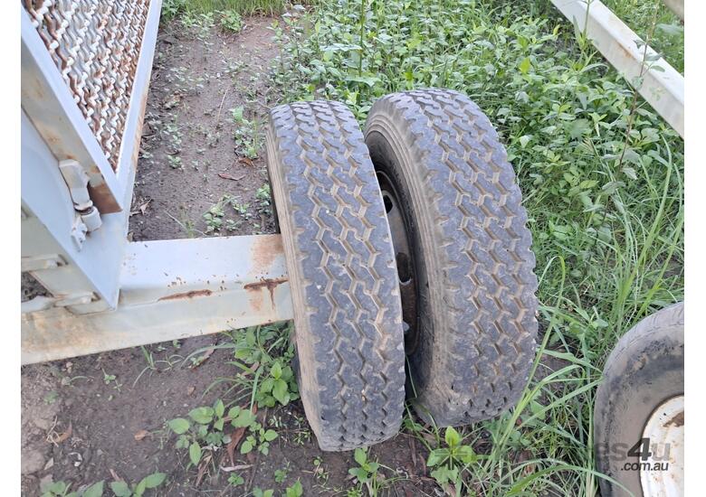 3 x Mobile Outfeed Conveyor Sections with Precision Screen & Grizzly