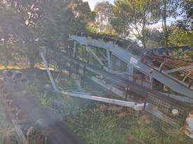 3 x Mobile Outfeed Conveyor Sections with Precision Screen & Grizzly - picture0' - Click to enlarge