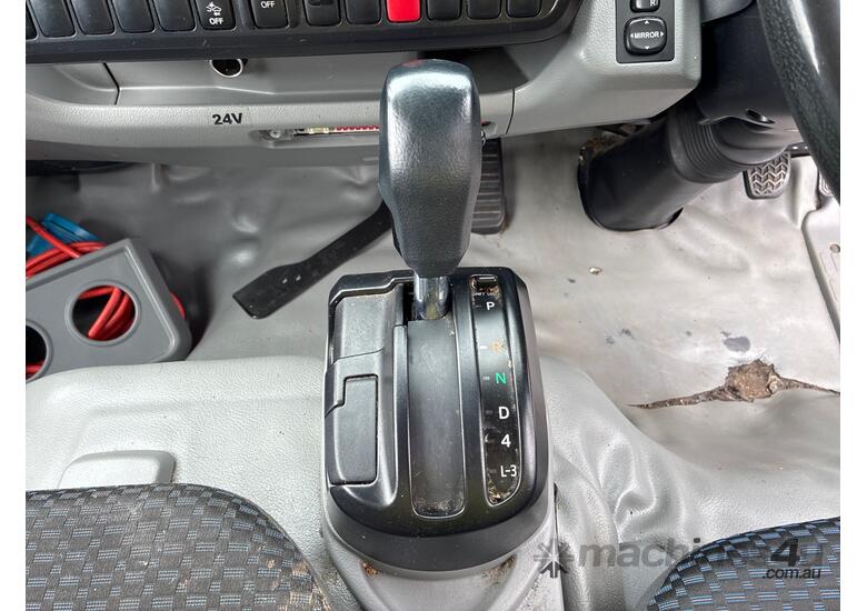 2021 Hino 300 616  Refrigerated Pantech