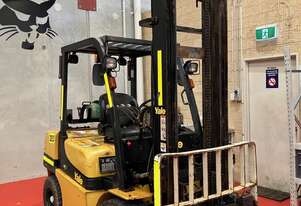 2007 YALE GLP35TK LPG FORKLIFT / LOW 2,339 HOURS / 3.5T CAPACITY / 4.8M CONTAINER MAST / SIDESHIFT