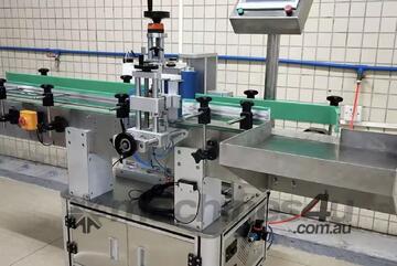 Fully automatic Labeling Machine No Deviation, Easy Operation, Ready to Ship