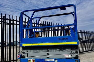 2017 Genie GS1932 19ft Scissor Lift