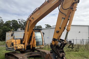 Hyundai 210LC-9 22T Hydraulic Excavator