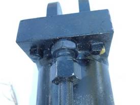 Double Acting Hydraulic Ram  90mm OD x 510 Stroke - picture2' - Click to enlarge