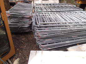 Crowd Control Barriers Temporary Fencing - Hire - picture0' - Click to enlarge