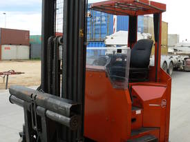 BT Forklift multi directional - picture0' - Click to enlarge