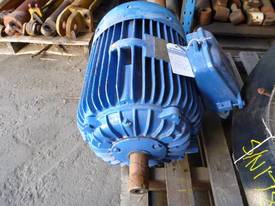 ATKINS CARLYLE 50HP 3 PHASE ELECTRIC MOTOR/ 2800RP - picture1' - Click to enlarge