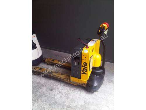 Yale Electric Pallet Truck 1800kg - Brand New Battery!