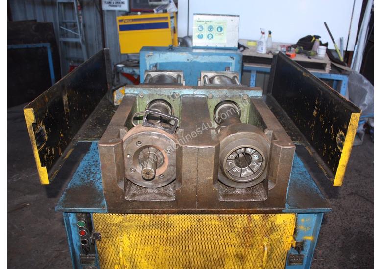 caption Hydraulic Press EXHAUST Tube End Forming Finisher