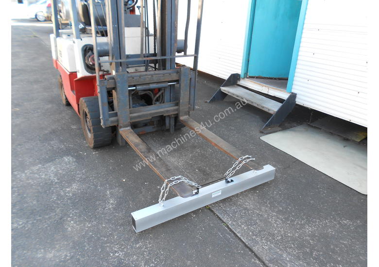 New 2017 sweeper FORKLIFT SWEEPER ATTACHMENT 48 Forklift