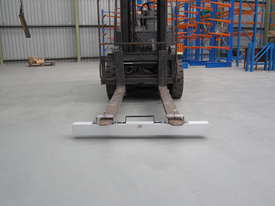 MAGNETIC FORKLIFT SWEEPER ATTACHMENT 48