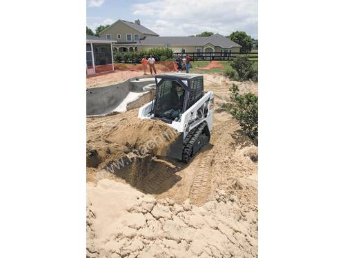 T110 Compact Track Loader