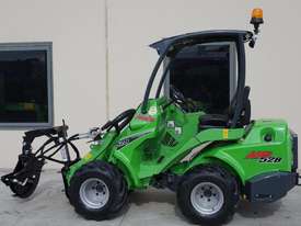 Avant 528 Articulated Loader for Arborists - picture0' - Click to enlarge