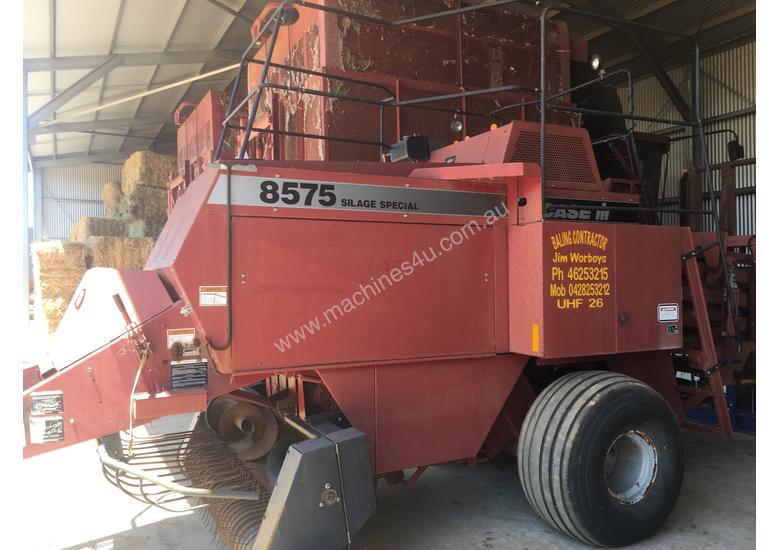 caption Case 8575 Hay Baler