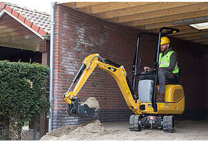 CATERPILLAR 300.9D MINI HYDRAULIC EXCAVATOR