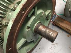 110 kw 12 pole 415 volt Foot Flange POPE AC Electric Motor - picture0' - Click to enlarge