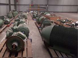 110 kw 12 pole 415 volt Foot Flange POPE AC Electric Motor - picture2' - Click to enlarge
