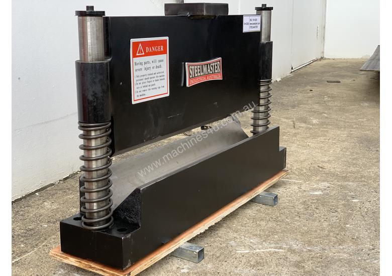 New 2020 steelmaster Pressbrake Bending Attachment 600mm x 120mm Vee