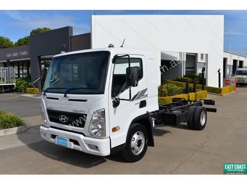 2019 Hyundai MIGHTY EX6  Cab Chassis  