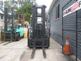 TCM 2.5 ton 3 stage LPG Used Forklift - picture1' - Click to enlarge