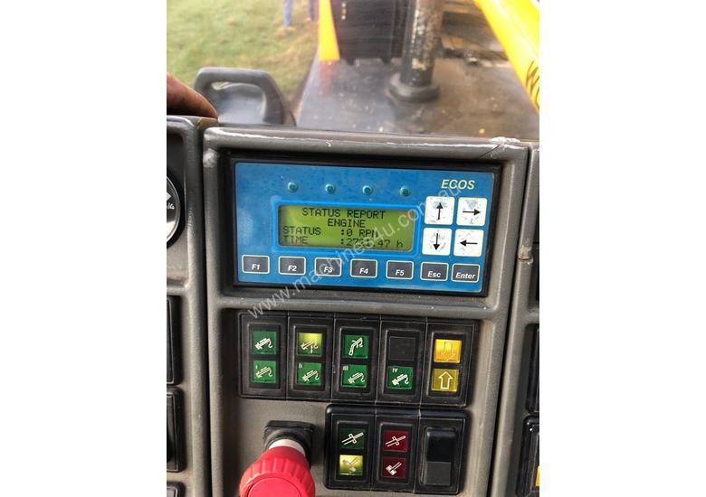 caption 2004 GROVE GMK 5100 ALL TERRAIN CRANE