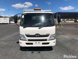 2013 Hino 300 617 - picture1' - Click to enlarge