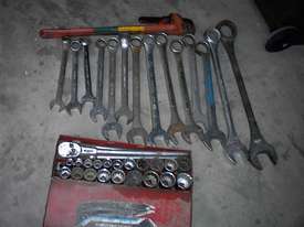 Workshop hand tools - picture0' - Click to enlarge