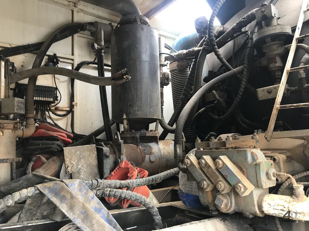 Buy Used 2006 Mitsubishi FS500 Vacuum Tanker Truck in KEILOR EAST, VIC